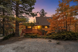 27947 St Bernard Ln, Lake Arrowhead, CA 92352