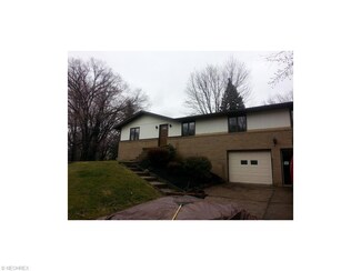 3036 Greenpark St NW, Massillon, OH 44646