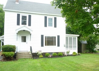 127 S Terry Rd, Syracuse, NY 13219