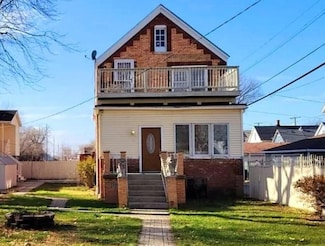 2212 White Oak Ave Unit 2, Whiting, IN 46394