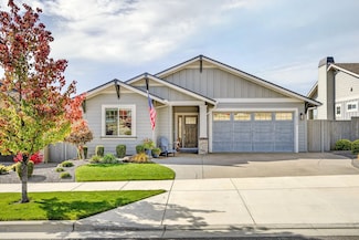 4433 Merlot Ct, Medford, OR 97504
