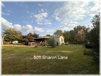 501 Sharon Ln, Seneca, SC 29678