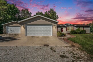 71647 County Road 133, Syracuse, IN 46567