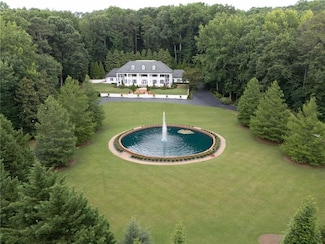 1822 Chartwell Trace, Stone Mountain, GA 30087