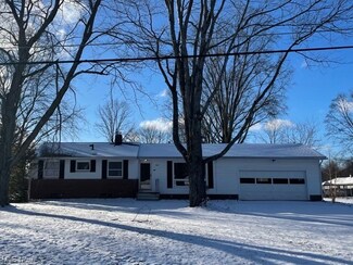 3612 Brookside Dr, Norton, OH 44203