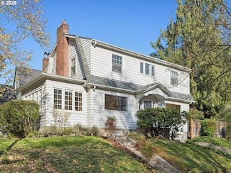 3909 NE Hassalo St, Portland, OR 97232