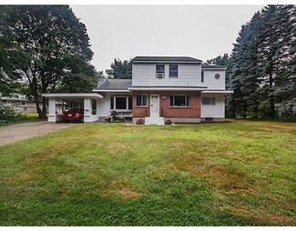 10 Laconia St, Lexington, MA 02420