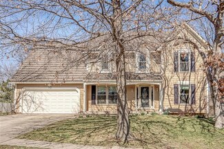 151 NE Edgewater Dr, Lees Summit, MO 64064
