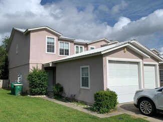 2717 Bay Club Dr, Navarre, FL 32566