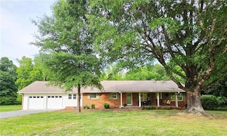 3669 W Greensboro Chapel Hill Rd, Liberty, NC 27298