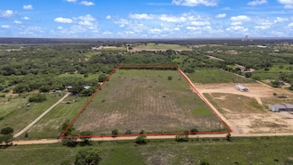 Alcorta Ln, Somerset, TX 78069