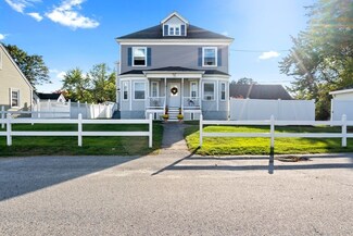 82 Riverdale St, Methuen, MA 01844
