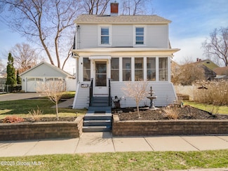 227 3rd St, Schenectady, NY 12302