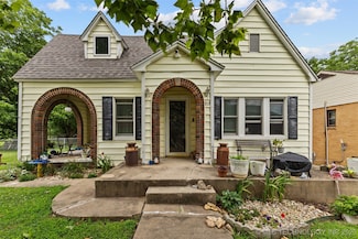 817 S Stockton St, Ada, OK 74820