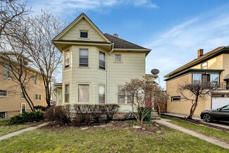 706 Mcdonough St, Joliet, IL 60436