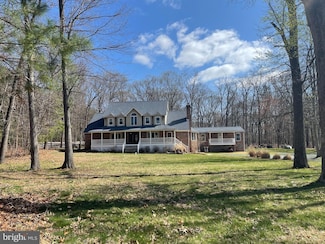 8200 Meehling Rd, Pasadena, MD 21122
