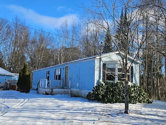 1001 Main St, Wilton, ME 04294