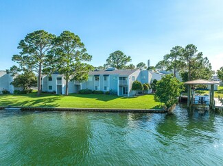 101 Old Ferry Rd Unit 32B, Shalimar, FL 32579