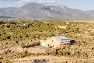 2 Mesa Sea Rd, El Prado, NM 87529
