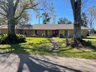 79 Holly Dr, La Place, LA 70068