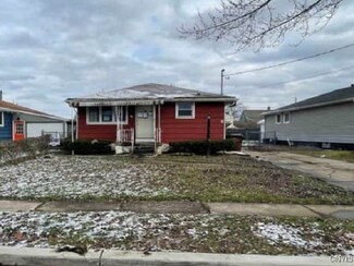 49 Mann St, Buffalo, NY 14206