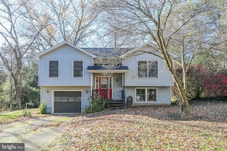 413 Lakeview Pkwy, Locust Grove, VA 22508