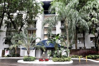 1720 NW North River Dr Unit 413, Miami, FL 33125