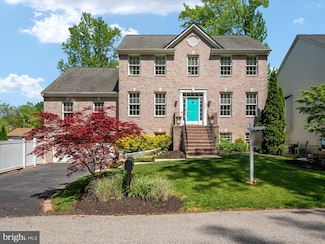 3325 Cedar Dr, Edgewater, MD 21037