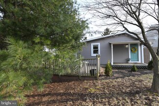 66 E 4th St, Red Hill, PA 18076