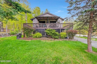 1228 Lakeview Dr W, Lake Ariel, PA 18436