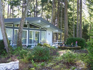 471 E Michelle Dr, Union, WA 98592