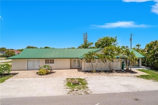 700 95th Ave N, Naples, FL 34108