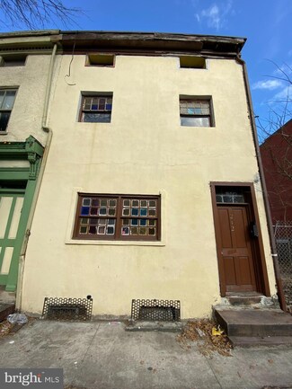 212 214 Perry St, Trenton, NJ 08618