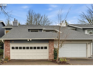 64 Wheatherstone Ct Unit 36, Lake Oswego, OR 97035