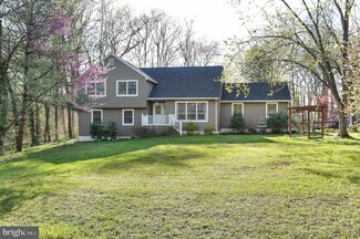 24 Colonial Cir, North East, MD 21901