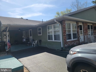 11B Walnut Rd Unit 12B, Manahawkin, NJ 08050