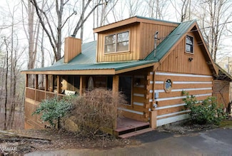 1655 S Mountain View Rd, Sevierville, TN 37876