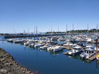 1000 SE Bay Blvd Unit M10, Newport, OR 97365
