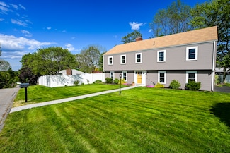 77 Carter St, Portland, ME 04103