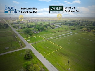 34611 Owens Rd, Hempstead, TX 77445