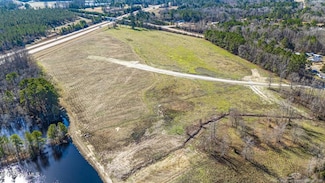 735 Peele Farm, Cameron, NC 28326