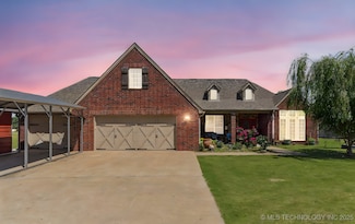 51 Willow Dr, Pryor, OK 74361