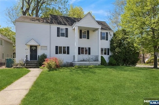 478 W Englewood Ave, Teaneck, NJ 07666