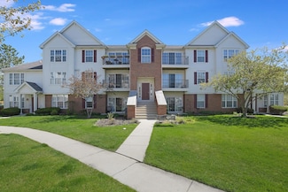 670 Mill Cir Unit 3005, Wheeling, IL 60090
