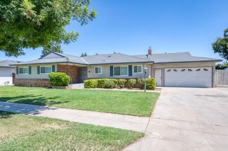 6072 N 7th St, Fresno, CA 93710