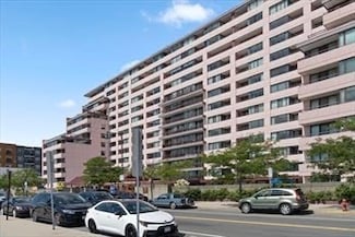 350 Revere Beach Blvd Unit PH 11G, Revere, MA 02151
