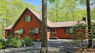 1196 Redwood Terrace, Pocono Pines, PA 18350