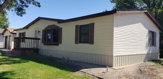 924 Manchester Dr, Pierre, SD 57501