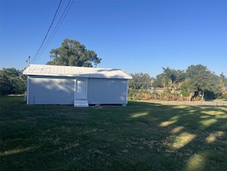 648 E 1st St, Apopka, FL 32703