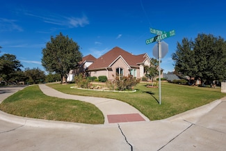 2301 Club Creek Ct, Garland, TX 75043